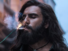 వెయ్యి కోట్ల టార్గెట్ అంత ఈజీ కాదు