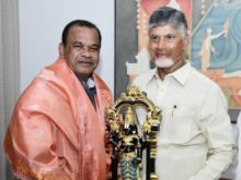 చంద్రబాబును కలిసిన కాంగ్రెస్ మంత్రి