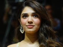 కృతి శెట్టిని వెంటాడుతున్న వాయిదాలు